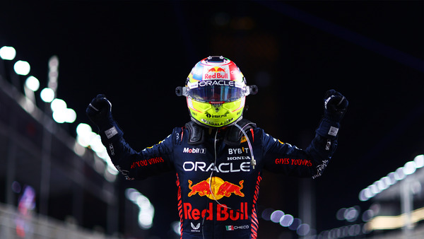 セルジオ・ペレス 2023年F1ヘルメット（シューベルト製ヘルメット）