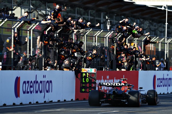 セルジオ・ペレス(レッドブル・ホンダ)優勝:2021年F1アゼルバイジャンGP