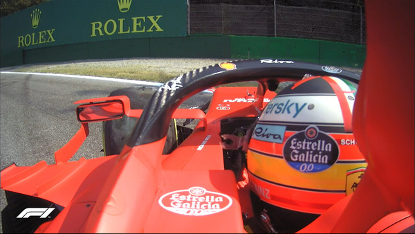 サインツ、クラッシュ