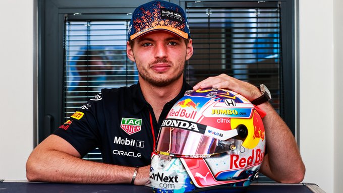 2021 レッドブル ホンダ F1 フェルスタッペン オランダ 1/2ヘルメット 2021 レッドブル ホンダ F1 フェルスタッペン オランダ 1/2