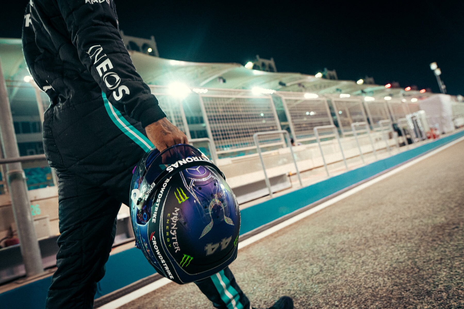 ルイス・ハミルトン 2021年F1ヘルメット写真 : F1通信jp ルイス・ハミルトン 2021年F1ヘルメット写真 : F1通信jp