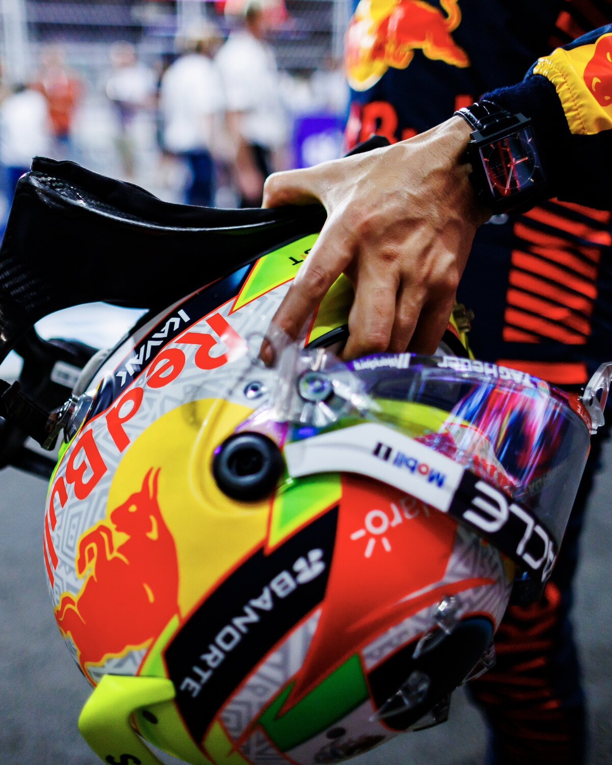 セルジオ・ぺレス 2023年F1ヘルメット写真 : F1通信jp セルジオ・ぺレス 2023年F1ヘルメット写真 : F1通信jp
