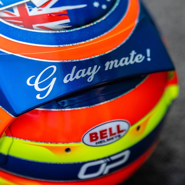 オスカー・ピアストリのヘルメット：2023年F1オーストラリアGP仕様（BELL製ヘルメット）