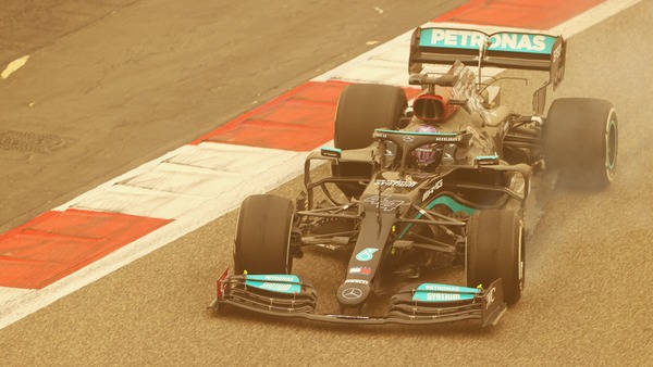ルイス・ハミルトンのメルセデスW12:2021年F1テスト3月12日順位