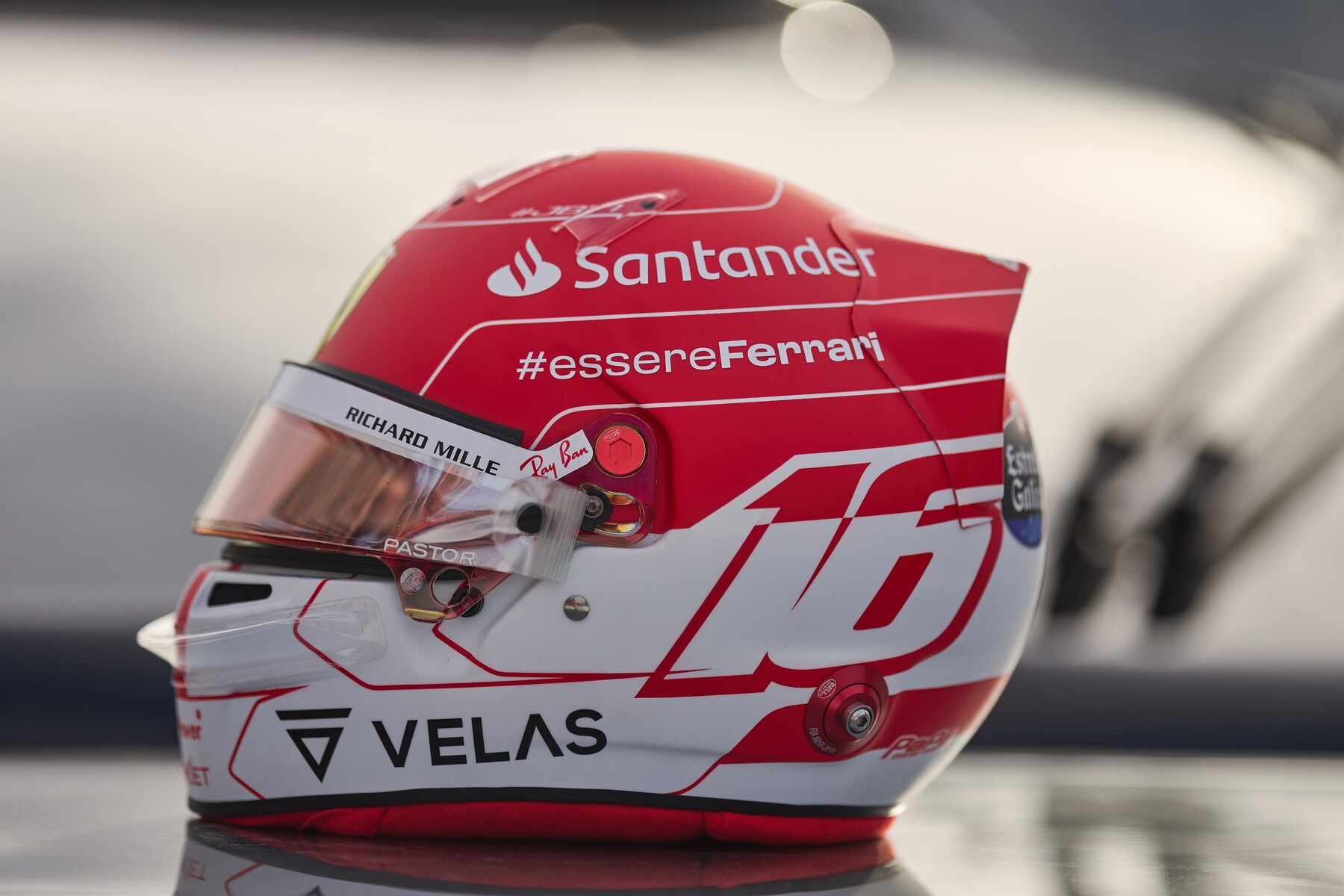 シャルル・ルクレール、モナコ仕様のヘルメット : F1通信jp シャルル・ルクレール、モナコ仕様のヘルメット : F1通信jp