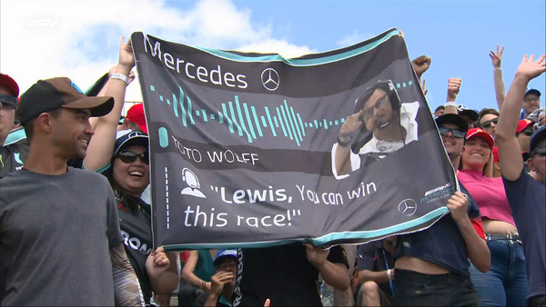 メルセデスとルイス・ハミルトンのファン：2022年F1サンパウロGP