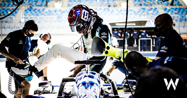 ジョージ・ラッセル（ウィリアムズ）2021年F1ヘルメット