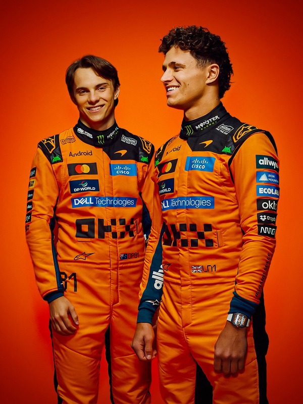 オスカー・ピアストリ、ランド・ノリス：2026年F1レーシングスーツ