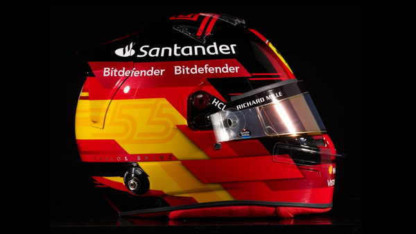 カルロス・サインツ 2023年F1ヘルメット(BELL製ヘルメット)