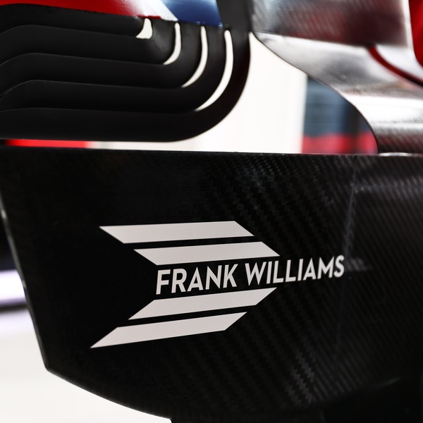 故フランク・ウィリアムズへの追悼カラーリング：レッドブルF1チーム、2021年F1サウジアラビアGP