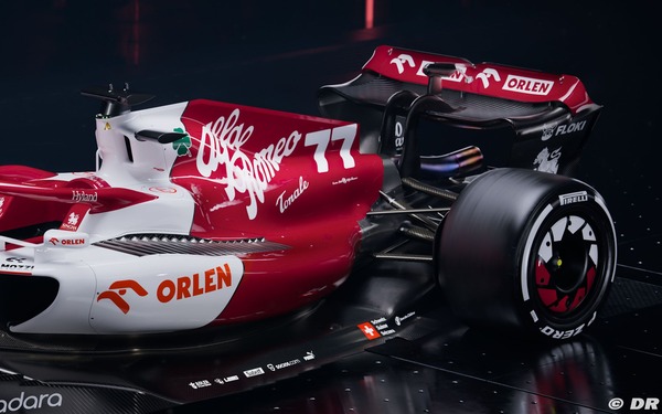 アルファロメオC42:2022年F1マシン