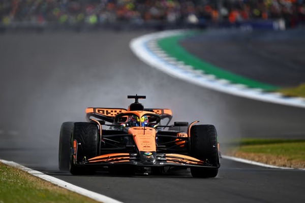 ピアストリは最初のピットストップで優勝のチャンスを失った：2024年F1イギリスGP