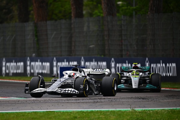 ガスリーを抜けないハミルトン:2022年F1エミリア・ロマーニャGP決勝レース