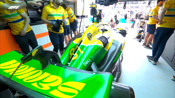 モナコのマクラーレンMCL38はアイルトン・セナにインスパイアーされたカラーリング