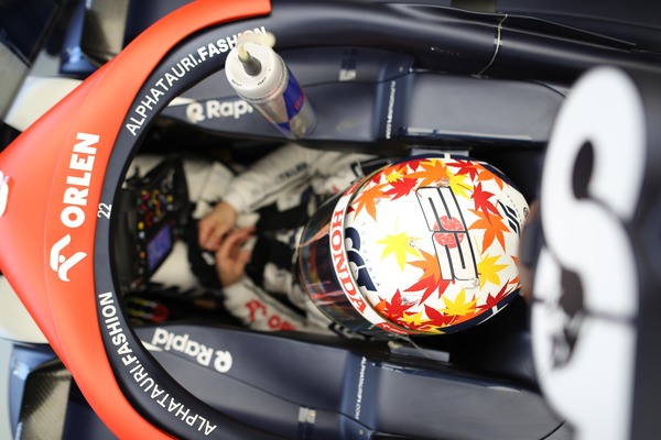 角田裕毅 2023年F1ヘルメット(アライ製ヘルメット)