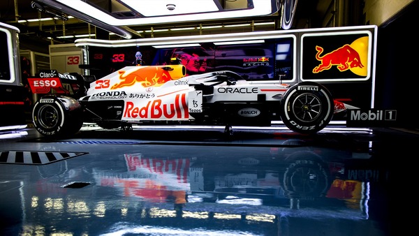 レッドブル・ホンダRB16B 日本GPカラーリング:2021年F1トルコGP