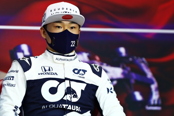 角田裕毅（アルファタウリ・ホンダ）2021年F1レーシングスーツ