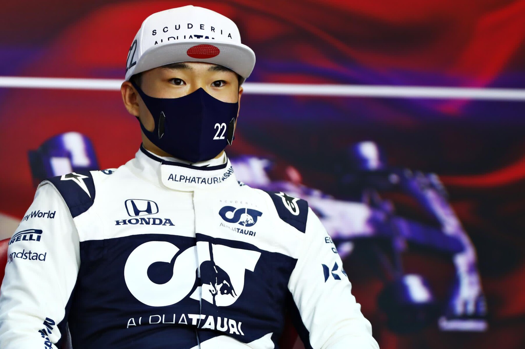 角田裕毅 2021年F1ヘルメット写真 : F1通信jp