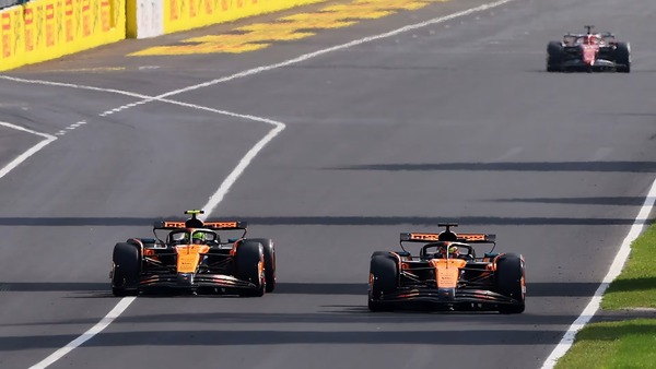 モンツァでピアストリは、ノリスに順位を譲るというチームオーダーに従った：2025年F1