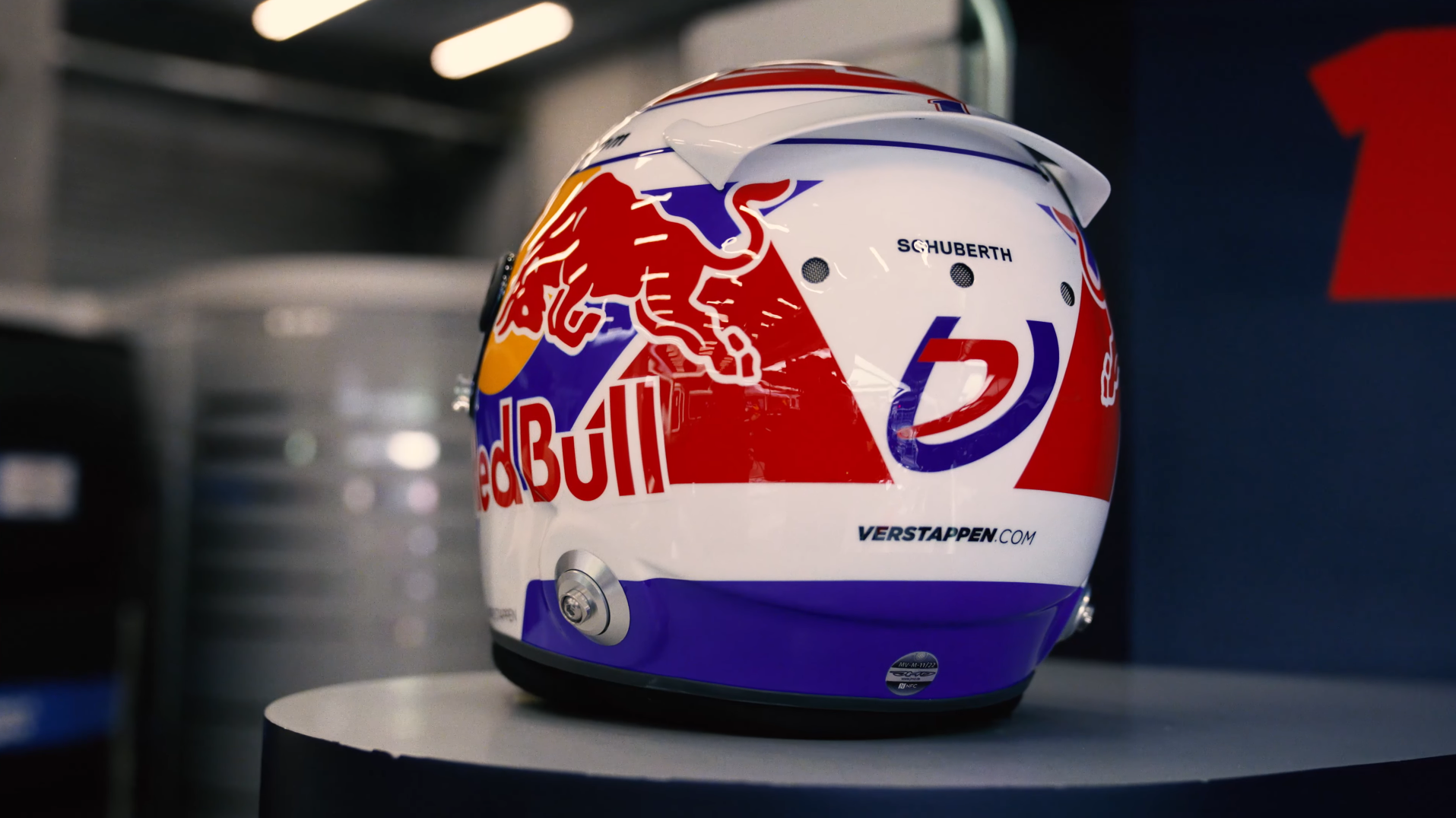 マックス・フェルスタッペン、オランダ仕様のヘルメット : F1通信jp