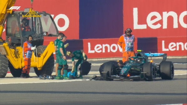 アロンソ、コース上でストップ、赤旗、クレーン車でコース外に：2026年F1プレシーズンテスト2 - 2月19日