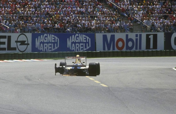 デイモン・ヒル(ウィリアムズ)タイヤブロー:1993年F1ドイツGP