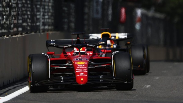 フェラーリがバクーで使用した超低ダウンフォース・ウイングは、ルクレールがモントリオールで使用したウイングとは系統が異なる。超低ダウンフォースのバクー用ウイングの直線的な縁(ストレートエッジ)をもつ主翼ではなく、標準ウイングの曲がった主翼中央部が残されている