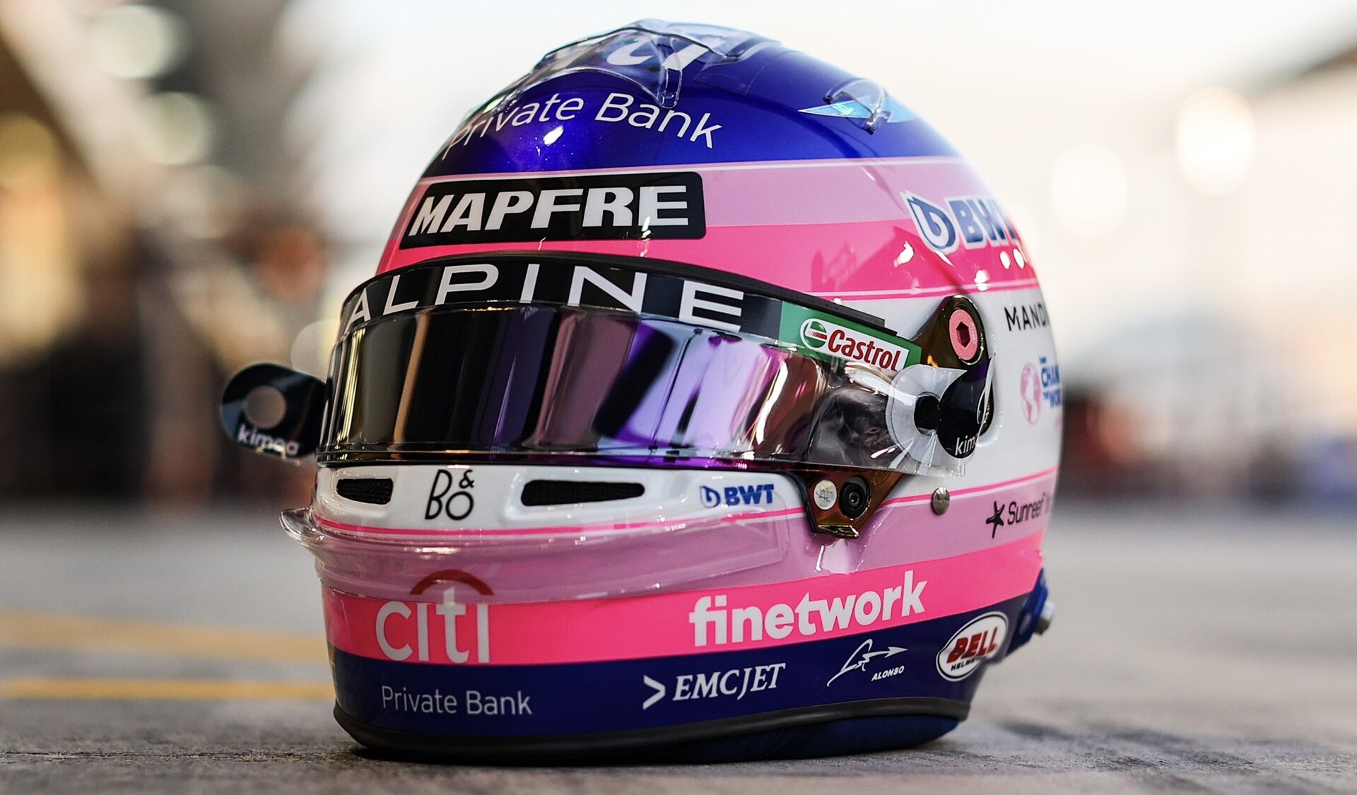 フェルナンド・アロンソ 2022年F1ヘルメット写真 : F1通信jp フェルナンド・アロンソ 2022年F1ヘルメット写真 : F1通信jp