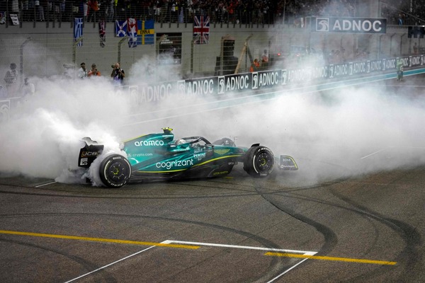 セバスチャン・ベッテルのドーナツターン:2022年F1アブダビGP