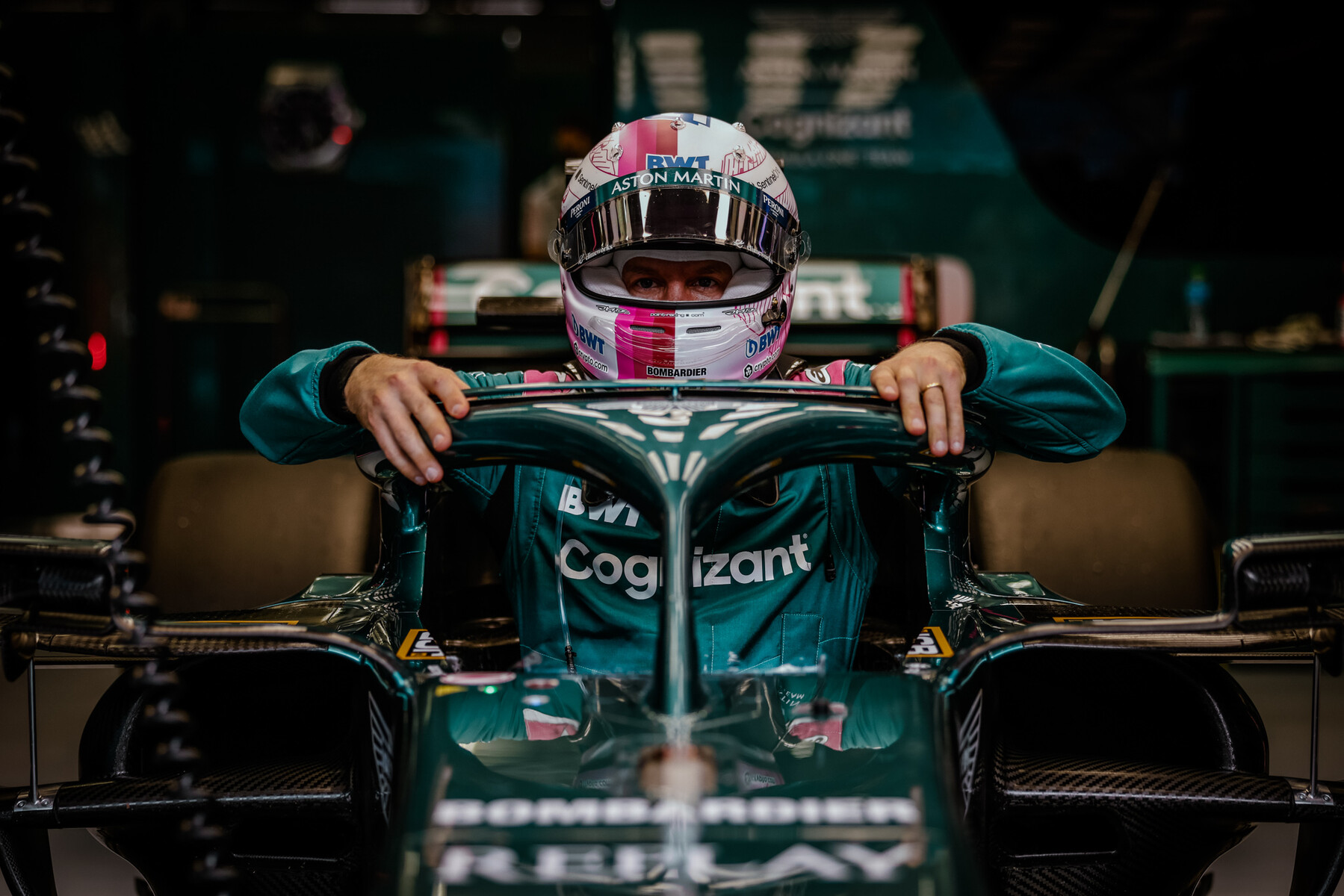 セバスチャン・ベッテル 2021年F1ヘルメット写真 : F1通信jp セバスチャン・ベッテル 2021年F1ヘルメット写真 : F1通信jp