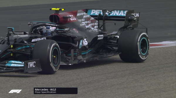 メルセデスW12の波形フロア:2021年F1シーズン前テスト