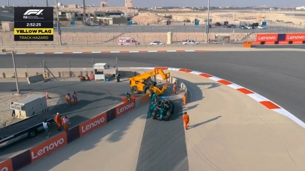 アロンソ、コース上でストップ、赤旗、クレーン車でコース外に：2026年F1プレシーズンテスト2 - 2月19日