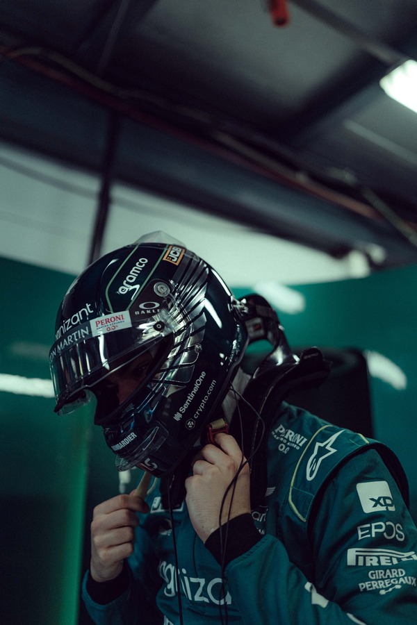ランス・ストロールの2023年F1ヘルメット Stilo(スティーロ)製ヘルメット