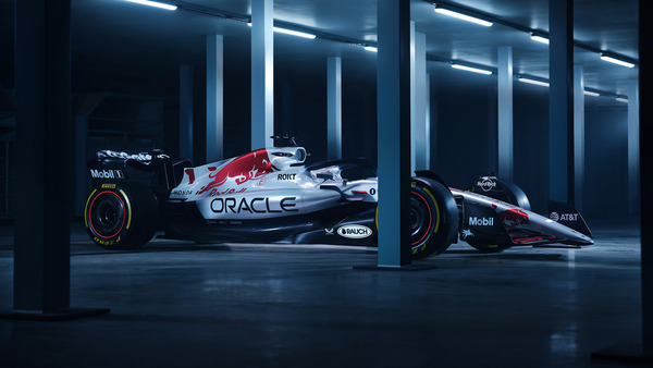 レッドブルRB21は日の丸カラー、ホンダRA272をオマージュしたデザイン:2025年F1日本GP