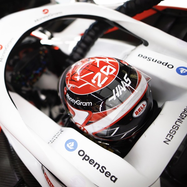 ケビン・マグヌッセンの2023年F1ヘルメット（BELL製ヘルメット）