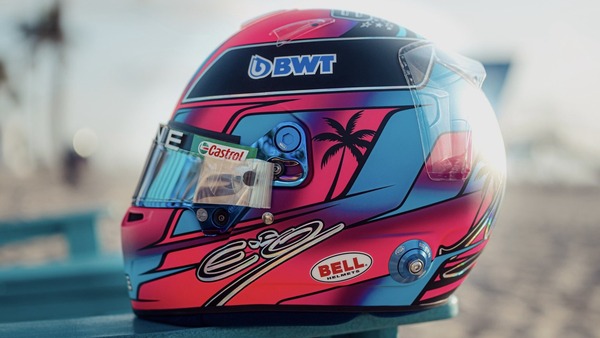 エステバン・オコン、マイアミ仕様のヘルメット：2023年F1マイアミGP