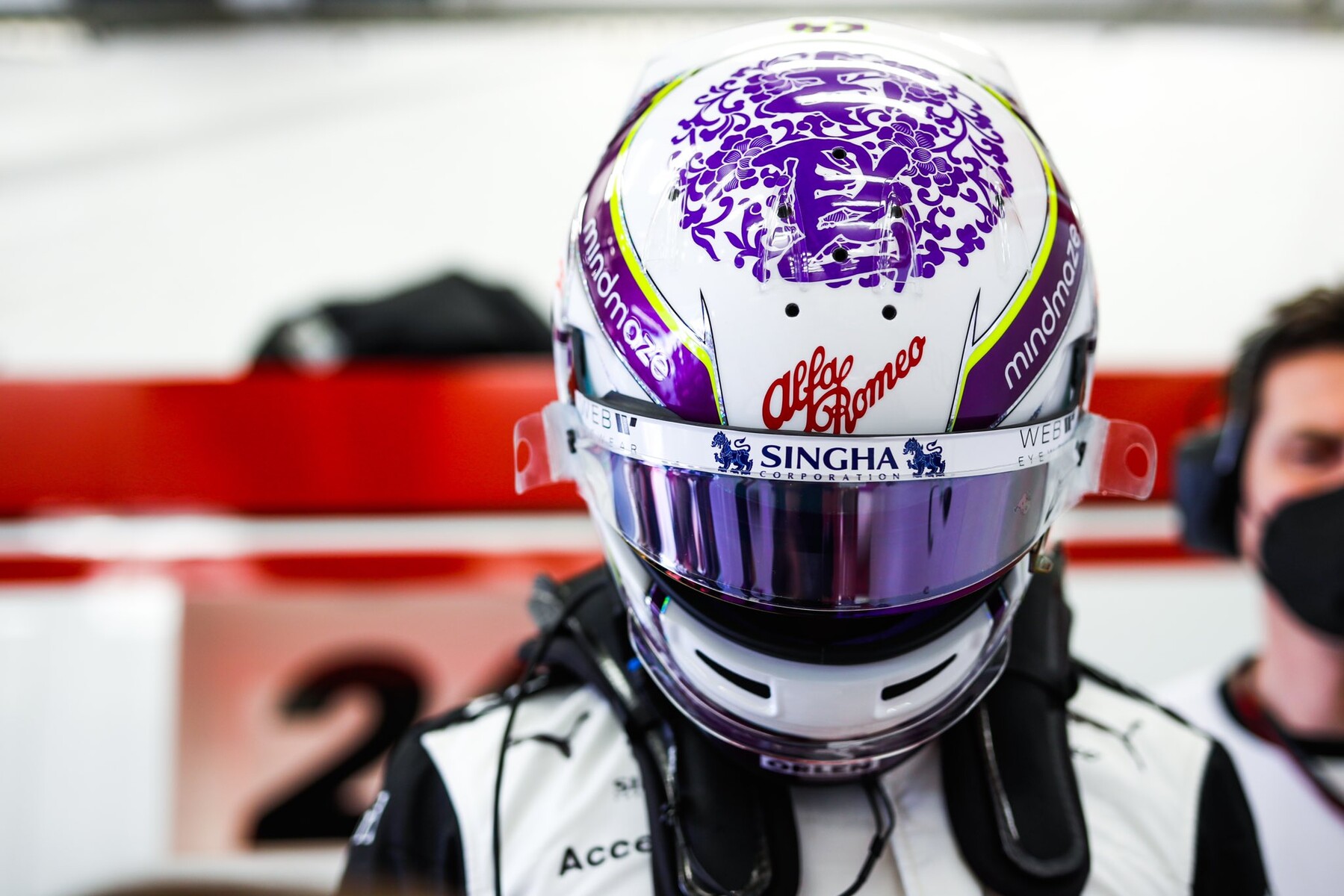 周冠宇 2022年F1ヘルメット写真 : F1通信jp 周冠宇 2022年F1ヘルメット写真 : F1通信jp