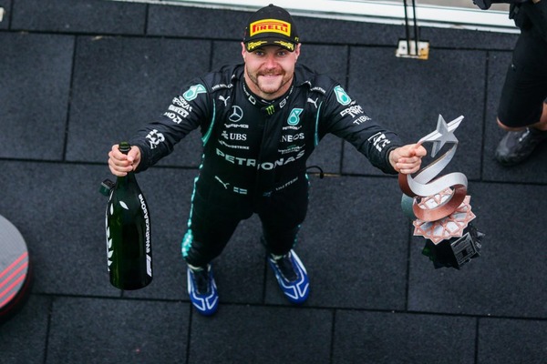 ボタスはひとつもミスを犯さず、昨シーズンのソチ以来の優勝を果たした:2021年F1トルコGP
