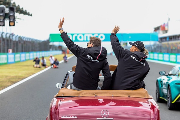 ジョージ・ラッセルとルイス・ハミルトン(メルセデス):2022年F1ハンガリーGP