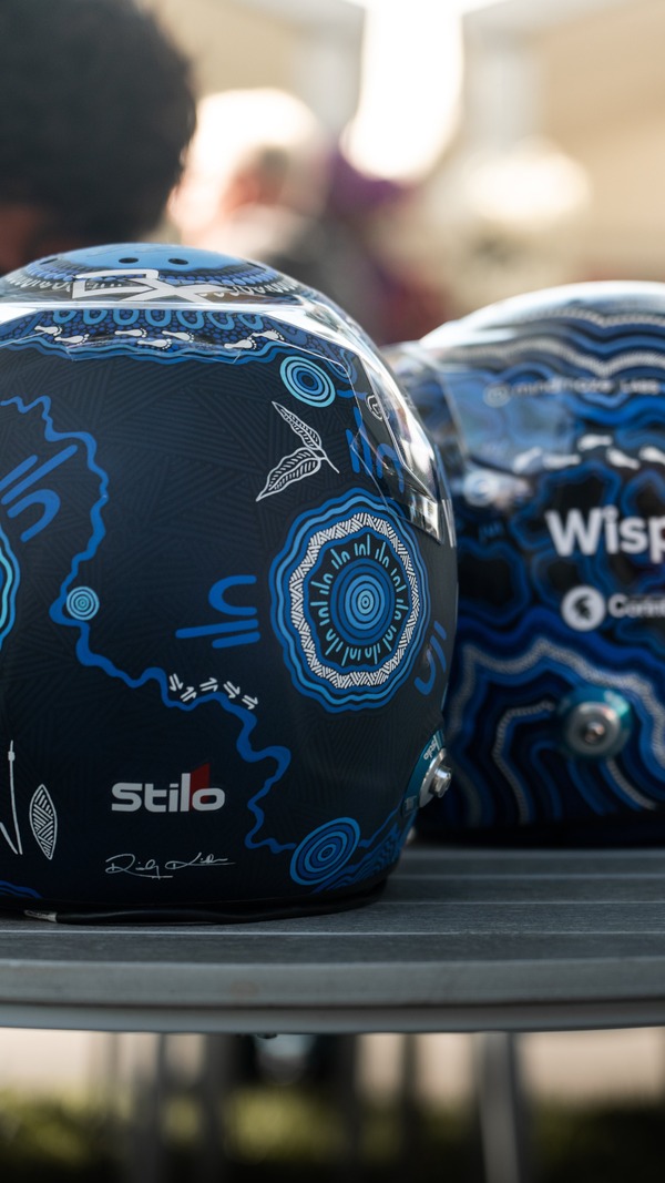 バルテリ・ボッタスのヘルメット：2023年F1オーストラリアGP仕様（Stilo（スティーロ）製ヘルメット）