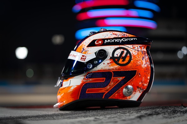 ニコ・ヒュルケンベルグの2023年F1ヘルメット（シューベルト製ヘルメット）