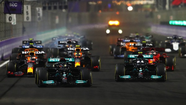 2021年F1サウジアラビアGP スタート