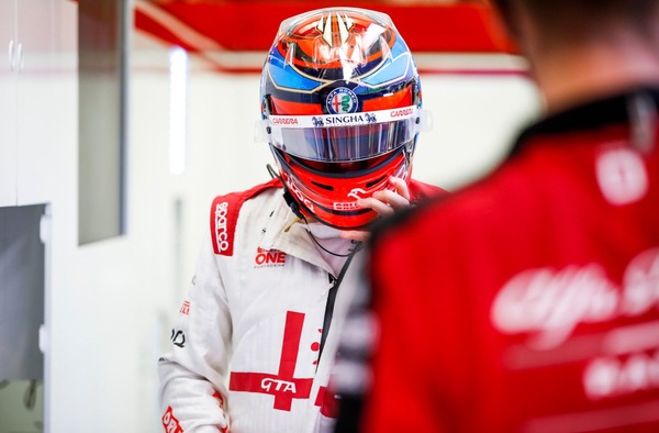 キミ・ライコネン（アルファロメオ）2021年F1ヘルメット