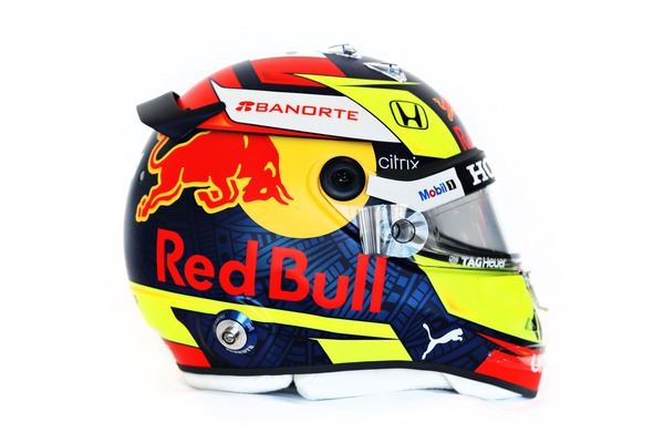 セルジオ・ペレス 2021年F1ヘルメット