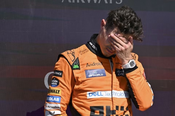 ノリスはレース後、自分とチームは最終ピットストップで優勝のチャンスを失ったと語った：2024年F1イギリスGP