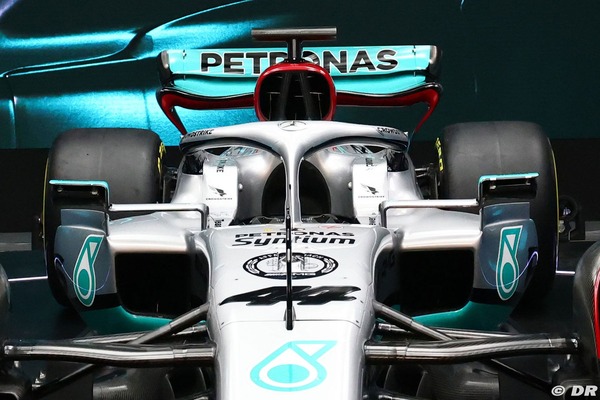 メルセデスW13:2022年F1マシン