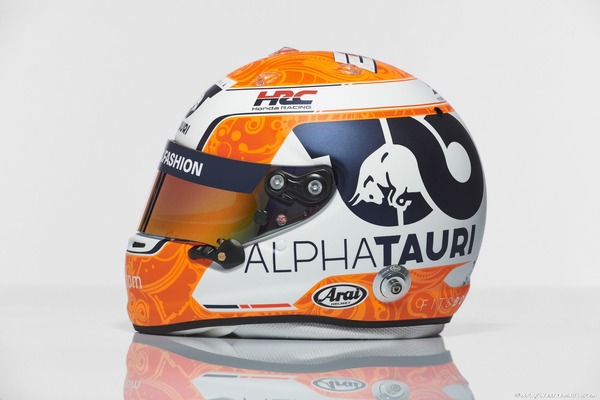 角田裕毅 2022年F1ヘルメット