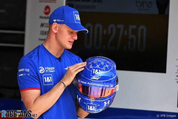 ミック・シューマッハ(ハース)2022年F1サンパウロGP用のヘルメットデザイン