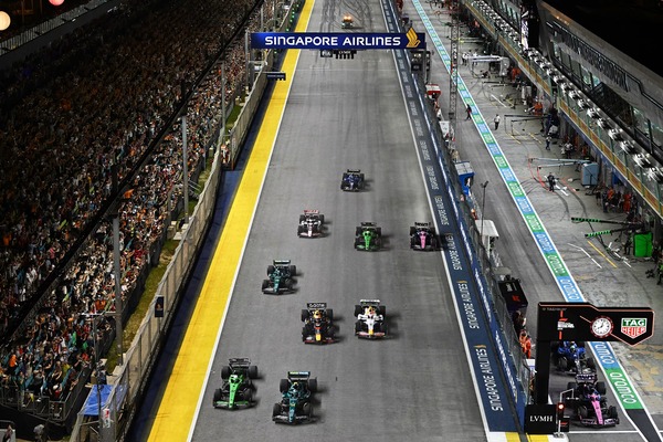 角田裕毅のシンガポールのレースはスタートで決定づけられた