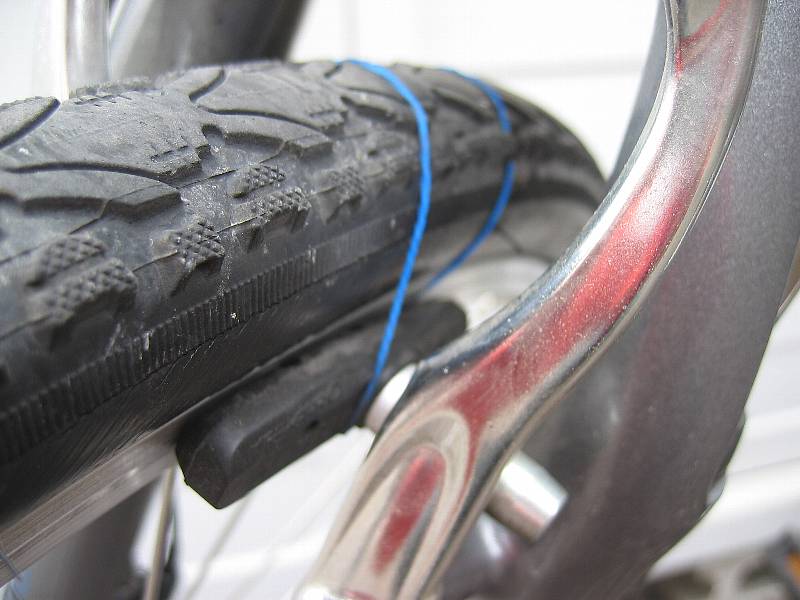 Vブレーキを ハの字 にする簡単な調整方法 自転車通勤会社員の北海道日記